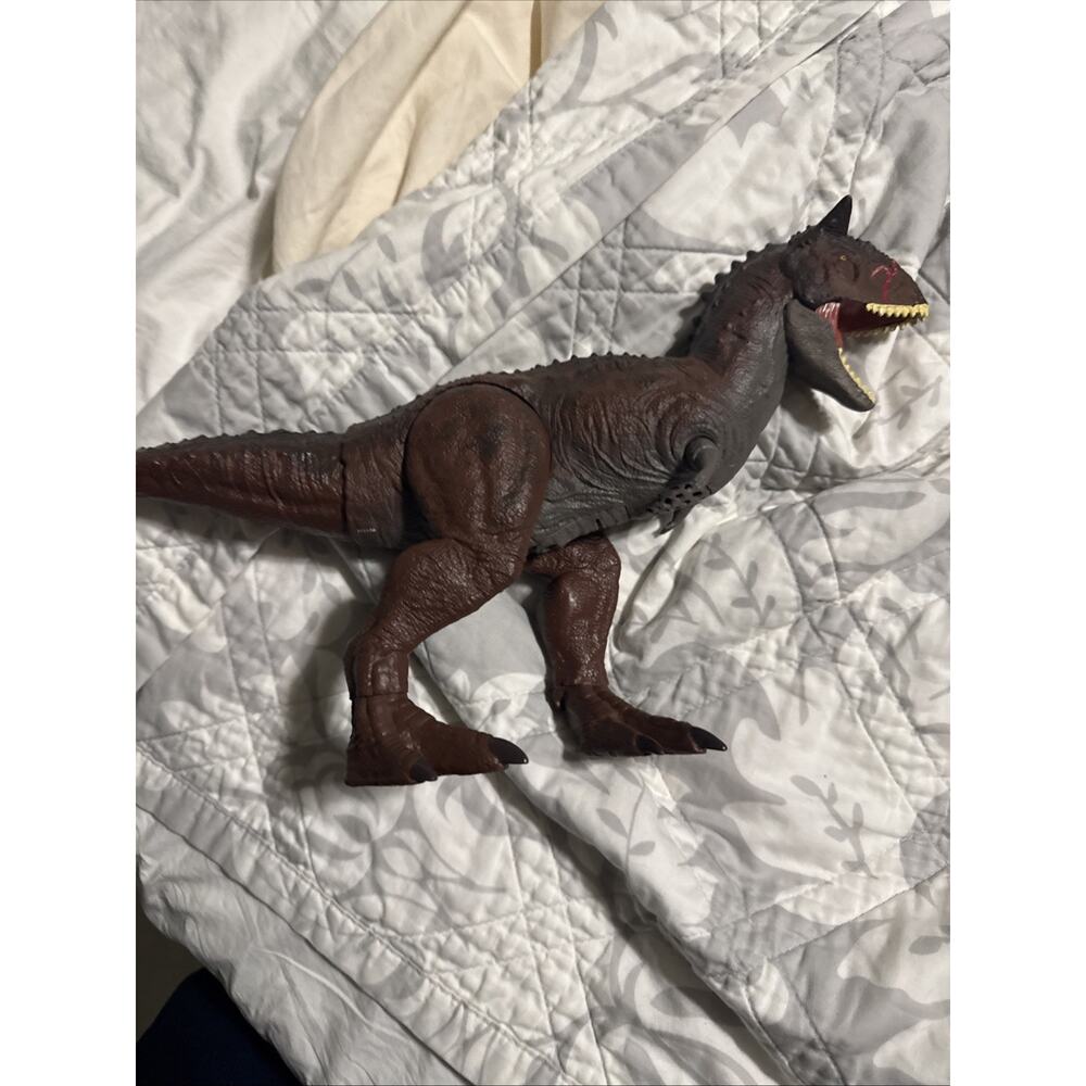 Jurassic World Carnotaurus Toro Control N Conquer Dinosaur Camp Cretaceous Toy